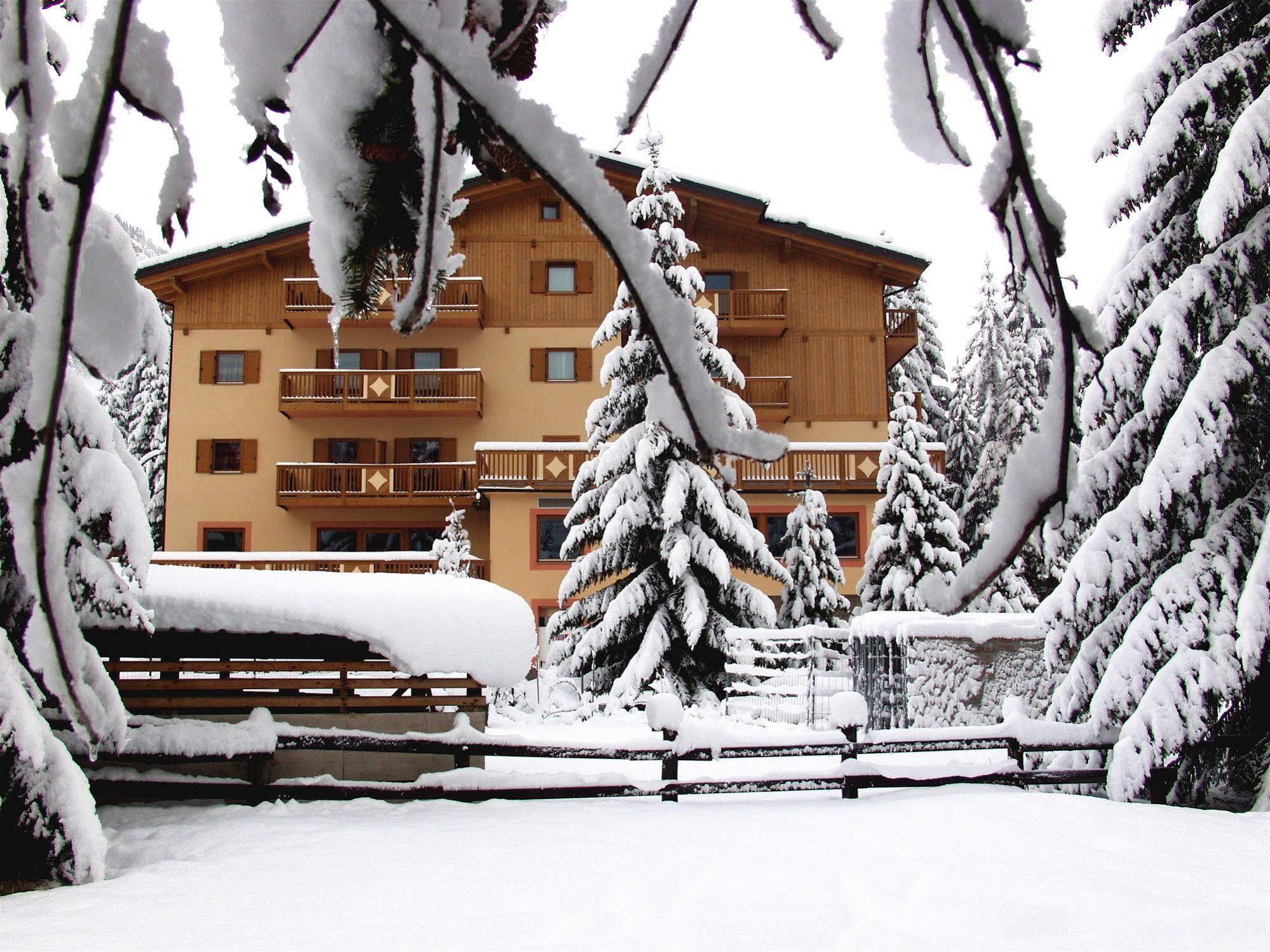 Отель Relais San Giusto Кампителло-ди-Фасса Экстерьер фото